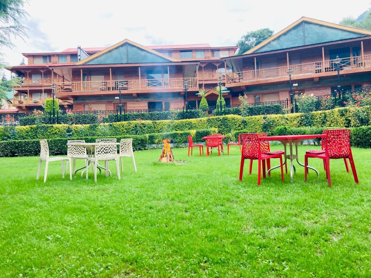 Snow Palm Resort, Manali 外观 照片